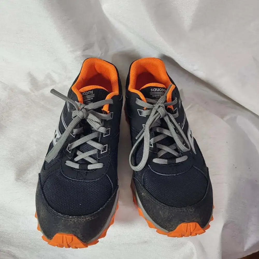 Saucony youth trail